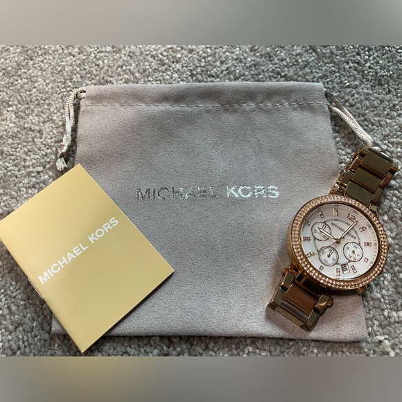 Michael Kors Watch Parker Rose Gold-Tone Watch - Picture 9 of 9